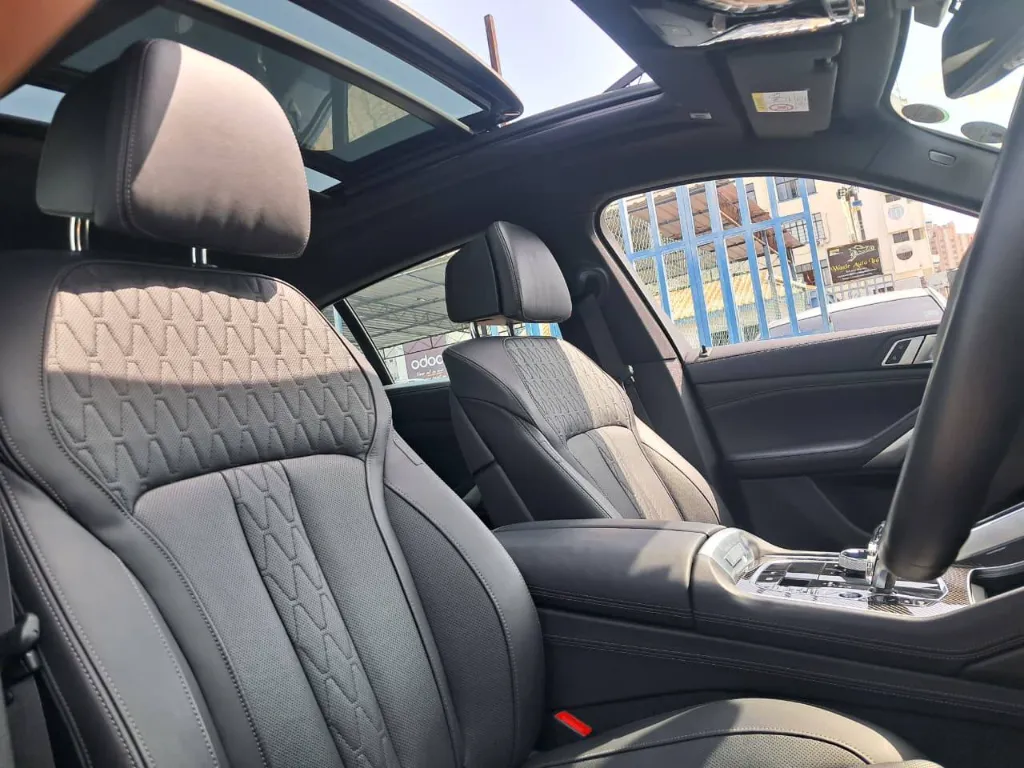 2020 BMW X6 M-Sport Diesel (12).webp