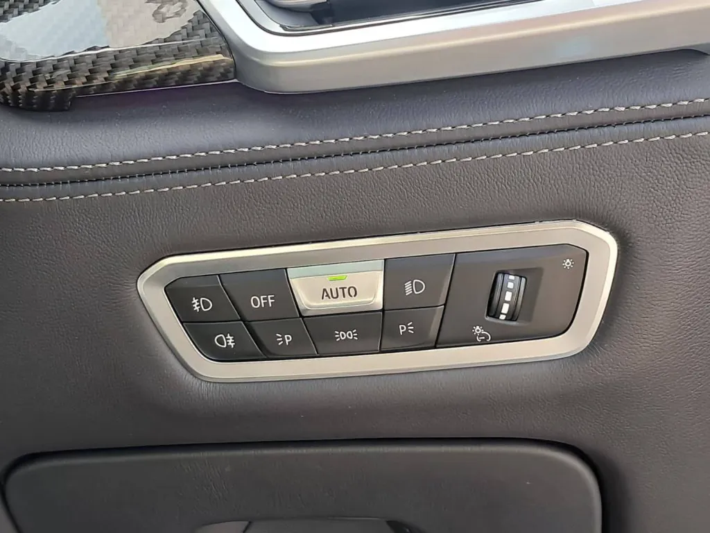 2020 BMW X6 M-Sport Diesel (15).webp