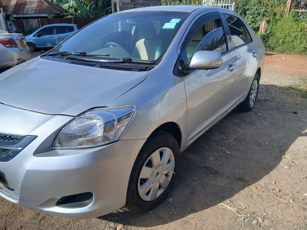 Toyota Belta Automatic (2).webp