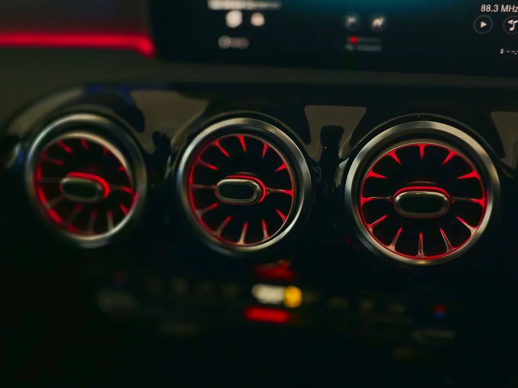 2018 Mercedes Benz A180 AMG-Line (17).webp