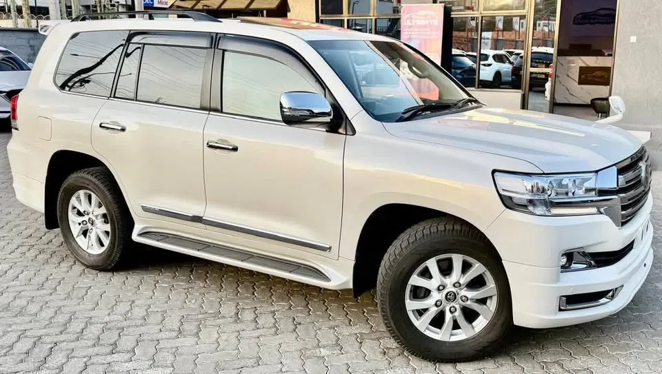 Toyota Land Cruiser ZX 2019 for sale (8).webp