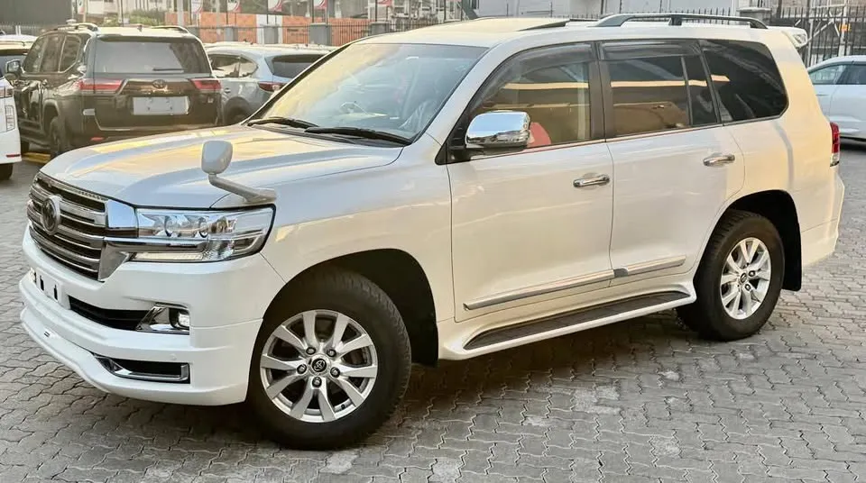 Toyota Land Cruiser ZX 2019 for sale (15).webp