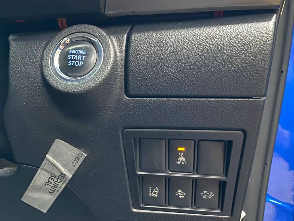 Toyota Hilux D.Cab TRD 2018 for sale (11).webp