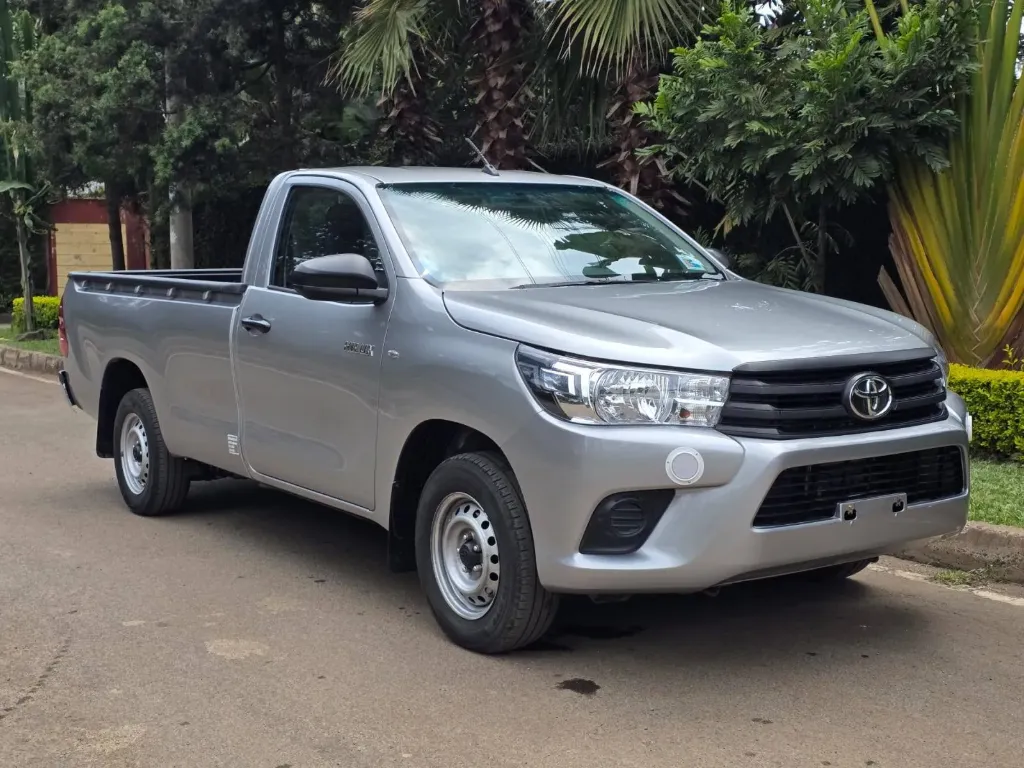 𝟐𝟎𝟏𝟖 𝐓𝐎𝐘𝐎𝐓𝐀 𝐇𝐈𝐋𝐔𝐗 𝐒/𝐂𝐀𝐁𝐈𝐍 ^^24.1.26